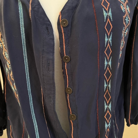 Button down blouse - Picture 8 of 8